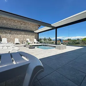 villa-agriturismo-gaia-al-mancino.it-lombardy.com/